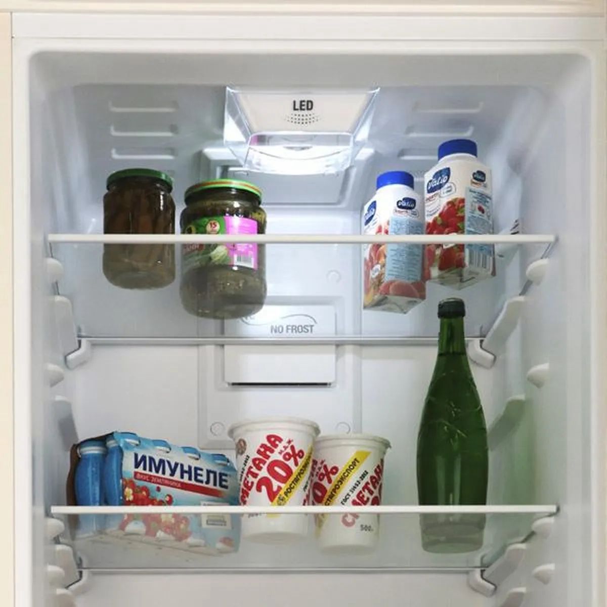 холодильник hotpoint-ariston hf 5200 m, купить в Красноярске холодильник hotpoint-ariston hf 5200 m,  купить в Красноярске дешево холодильник hotpoint-ariston hf 5200 m, купить в Красноярске минимальной цене холодильник hotpoint-ariston hf 5200 m